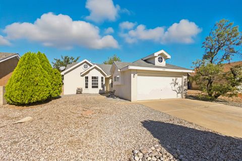Photo of 1520 AVENIDA LAS BRISAS NW, Los Lunas, NM 87031 (MLS # 1092238)