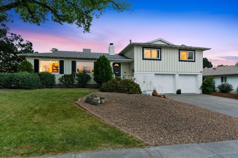 Photo of 6500 Ponderosa Avenue NE, Albuquerque, NM 87110 (MLS # 1103711)