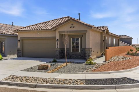 Photo of 748 Amatista Loop SE, Rio Rancho, NM 87124 (MLS # 1102252)