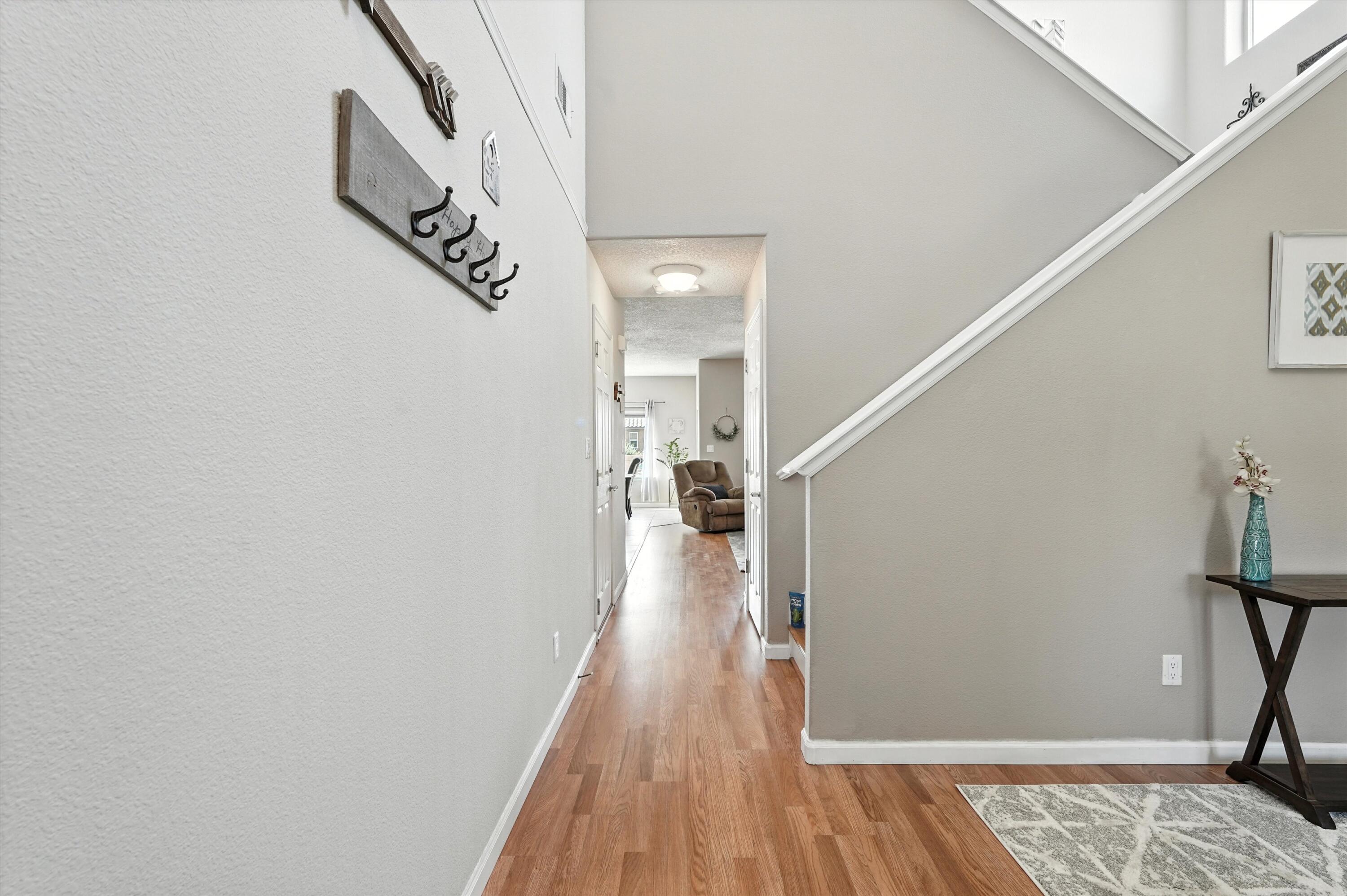 4009 Loma Alta Avenue NE