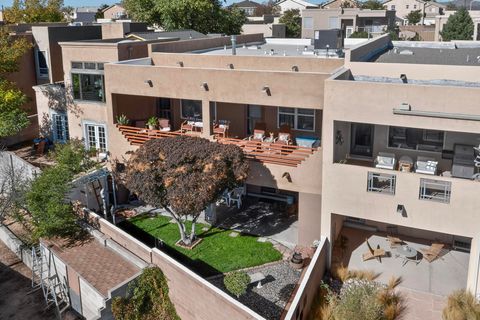 1732 Cliffside Drive NW Albuquerque NM 87105