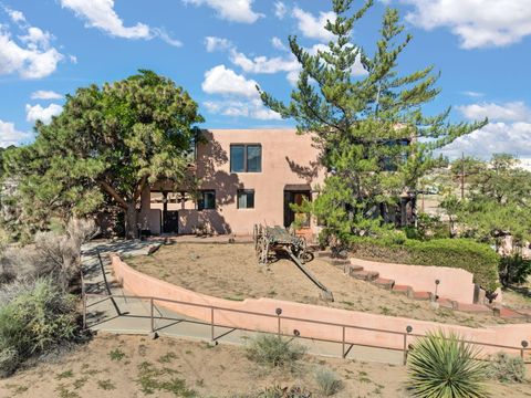 Photo of 10601 Cielo Vista del Norte, Corrales, NM 87048 (MLS # 1092039)