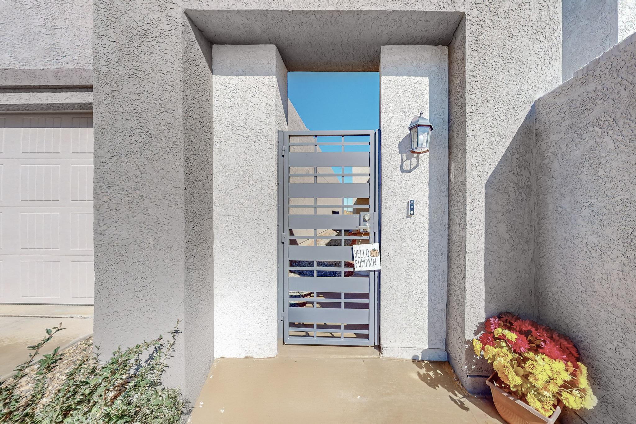 1820 Villa Contesa Loop, Los Lunas, New Mexico image 1