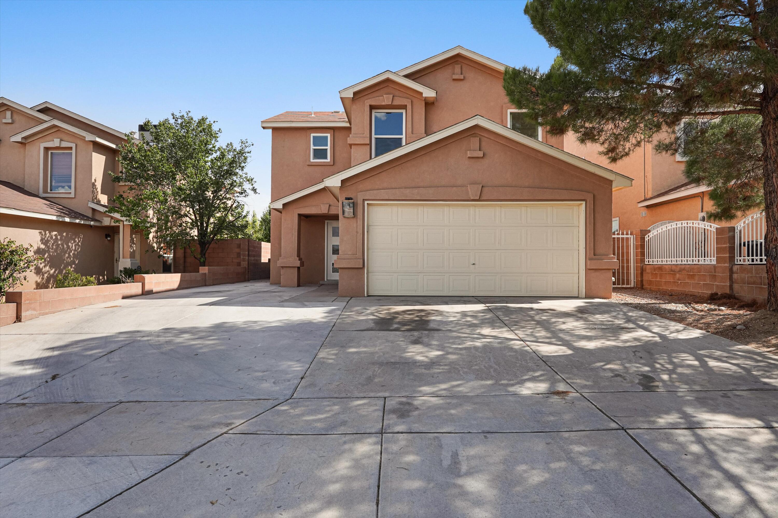 8216 Tangerine Place NW