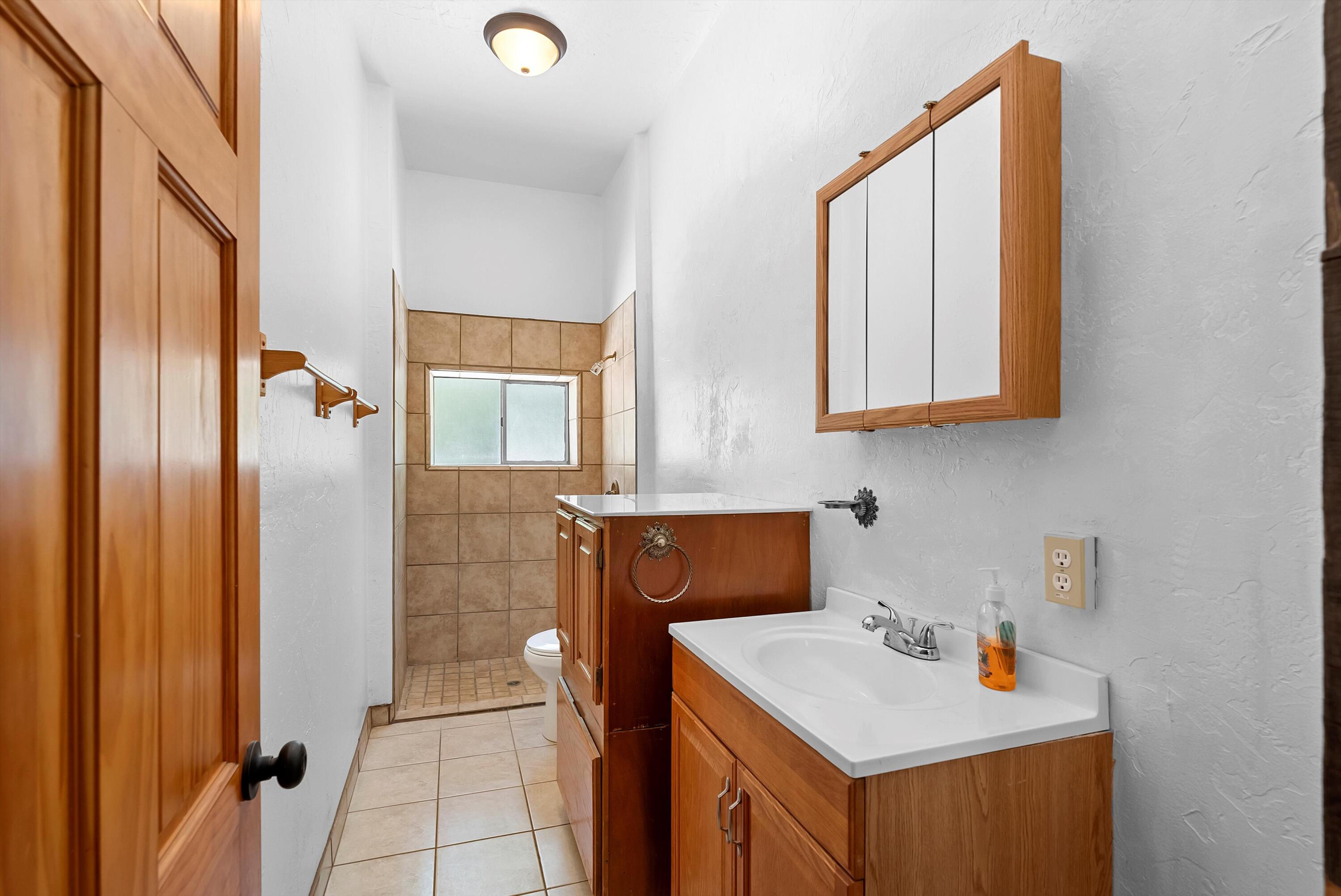 2216 Marie Place, Albuquerque, New Mexico image 40
