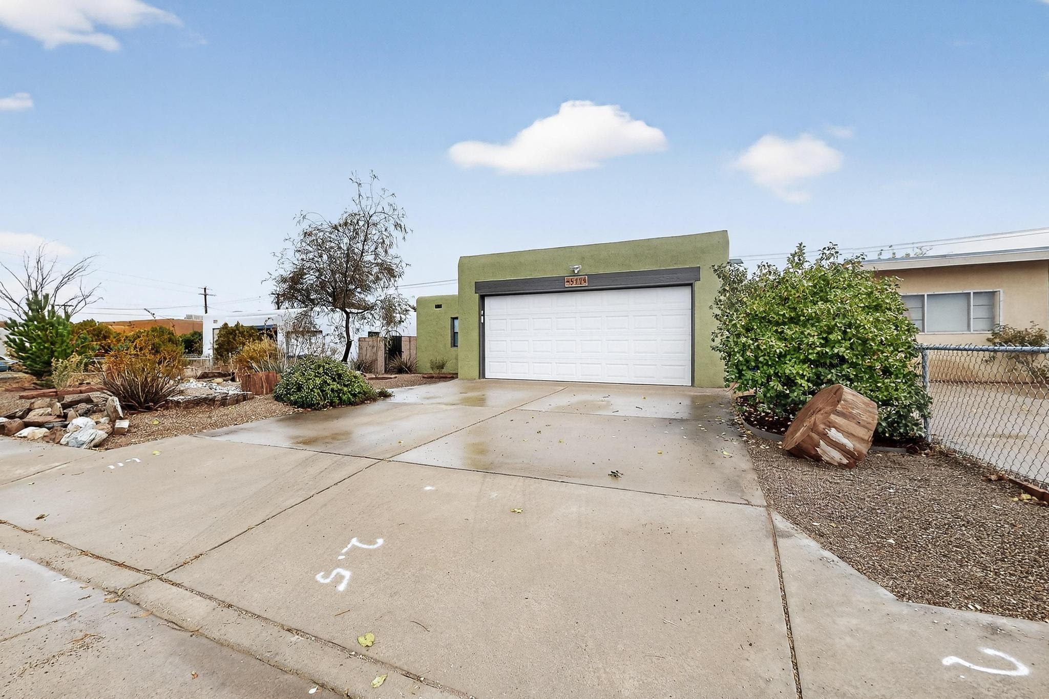 512 Valverde Drive SE