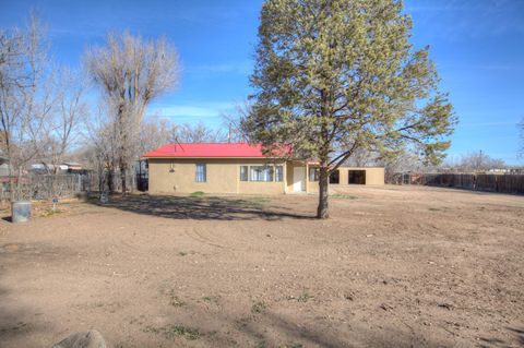 Photo of 327 Homesite Lane NW, Albuquerque, NM 87114 (MLS # 1097668)