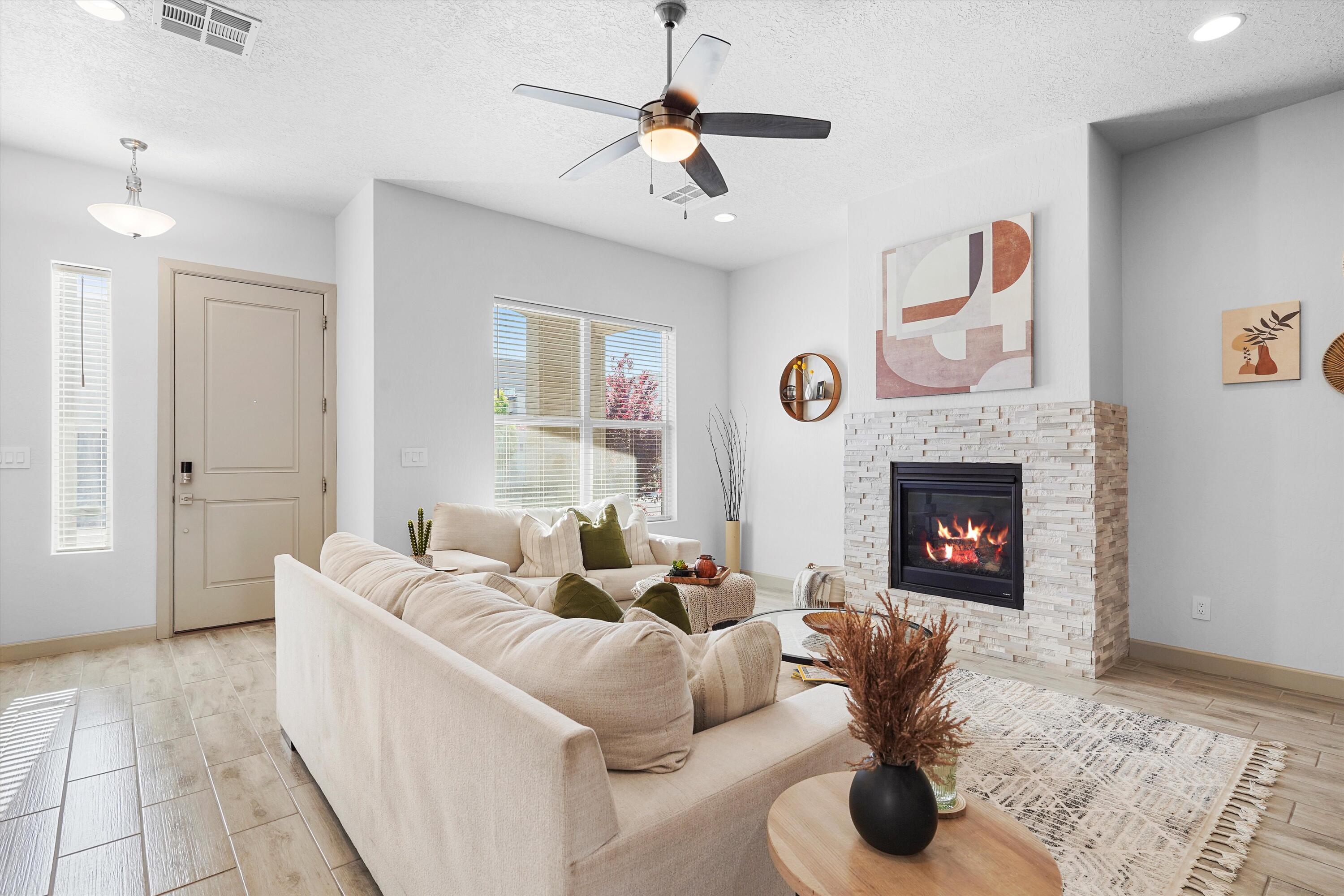 2409 Lynn Road, Rio Rancho, New Mexico image 7