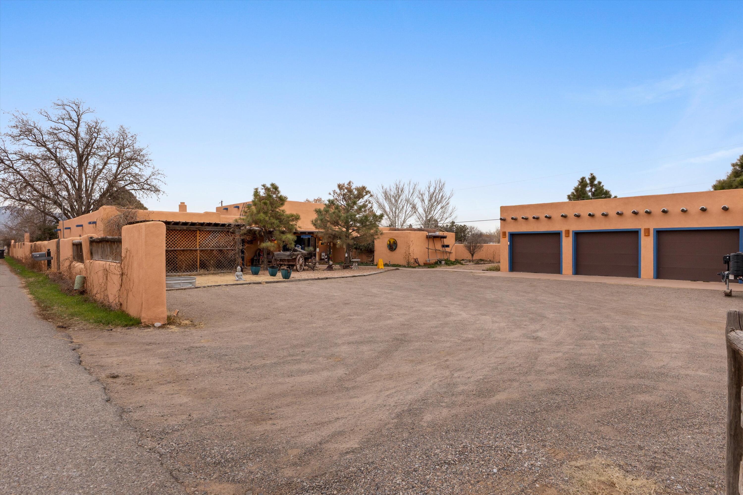 414 C De Baca Lane NW