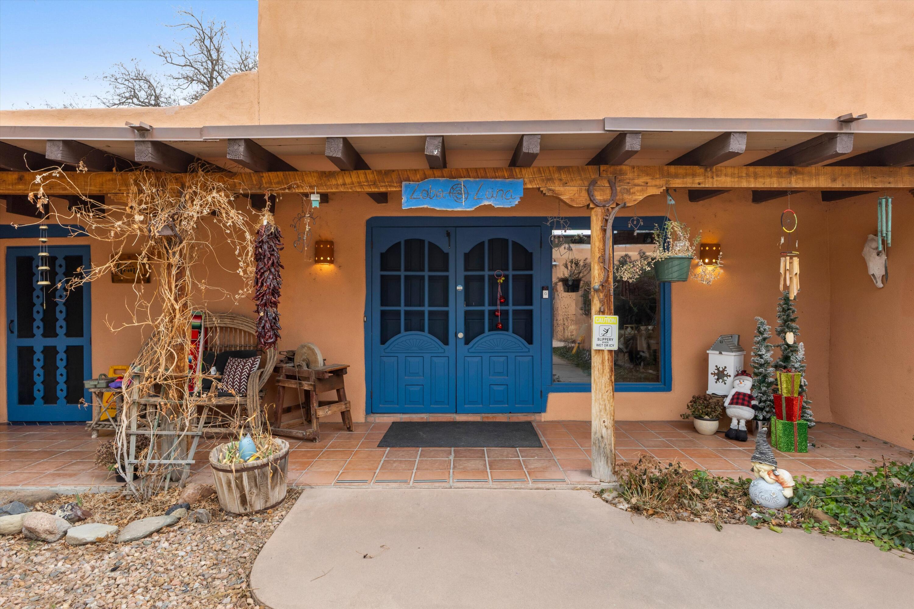 414 C De Baca Lane NW