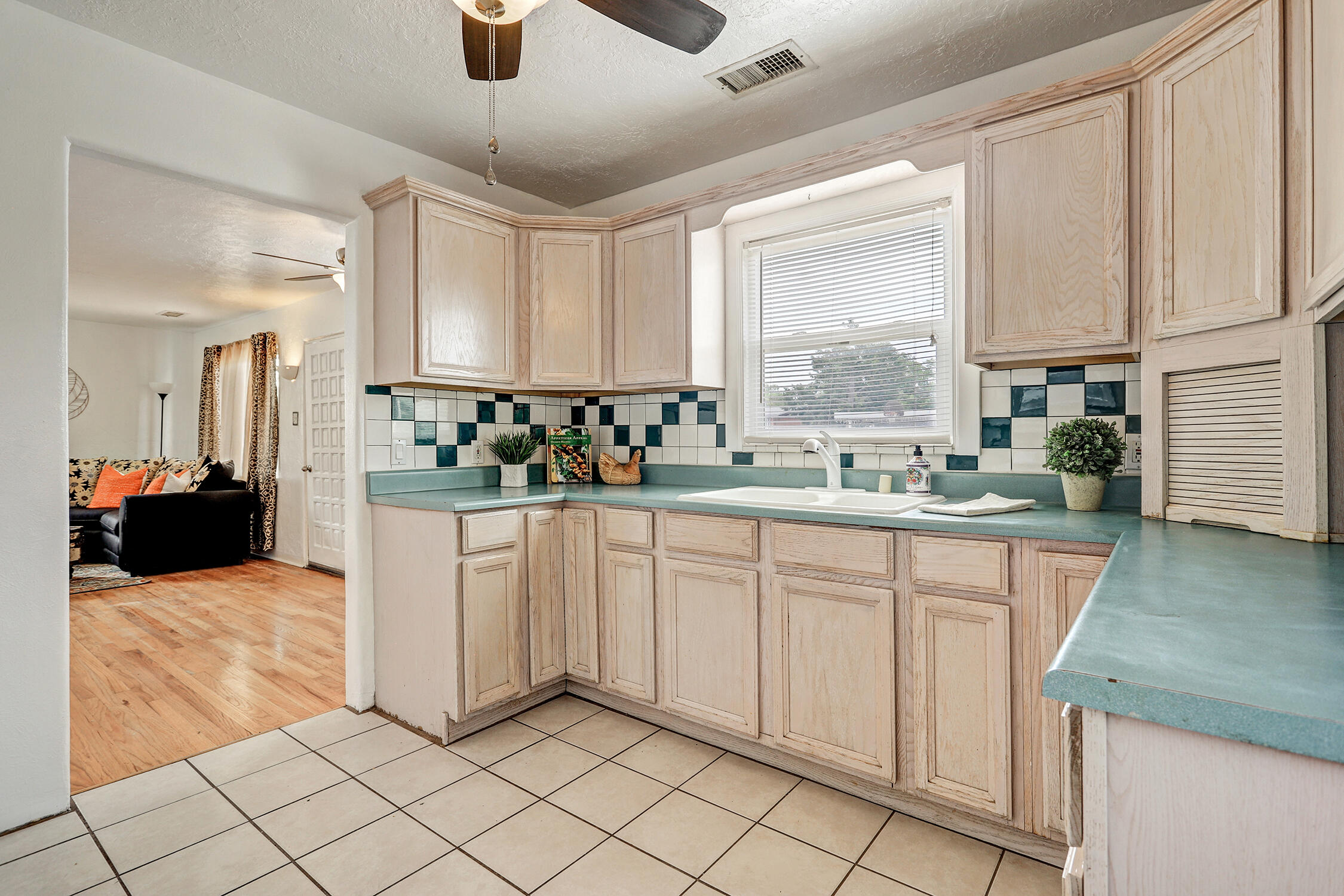 2917 San Diego Avenue, Albuquerque, New Mexico image 6