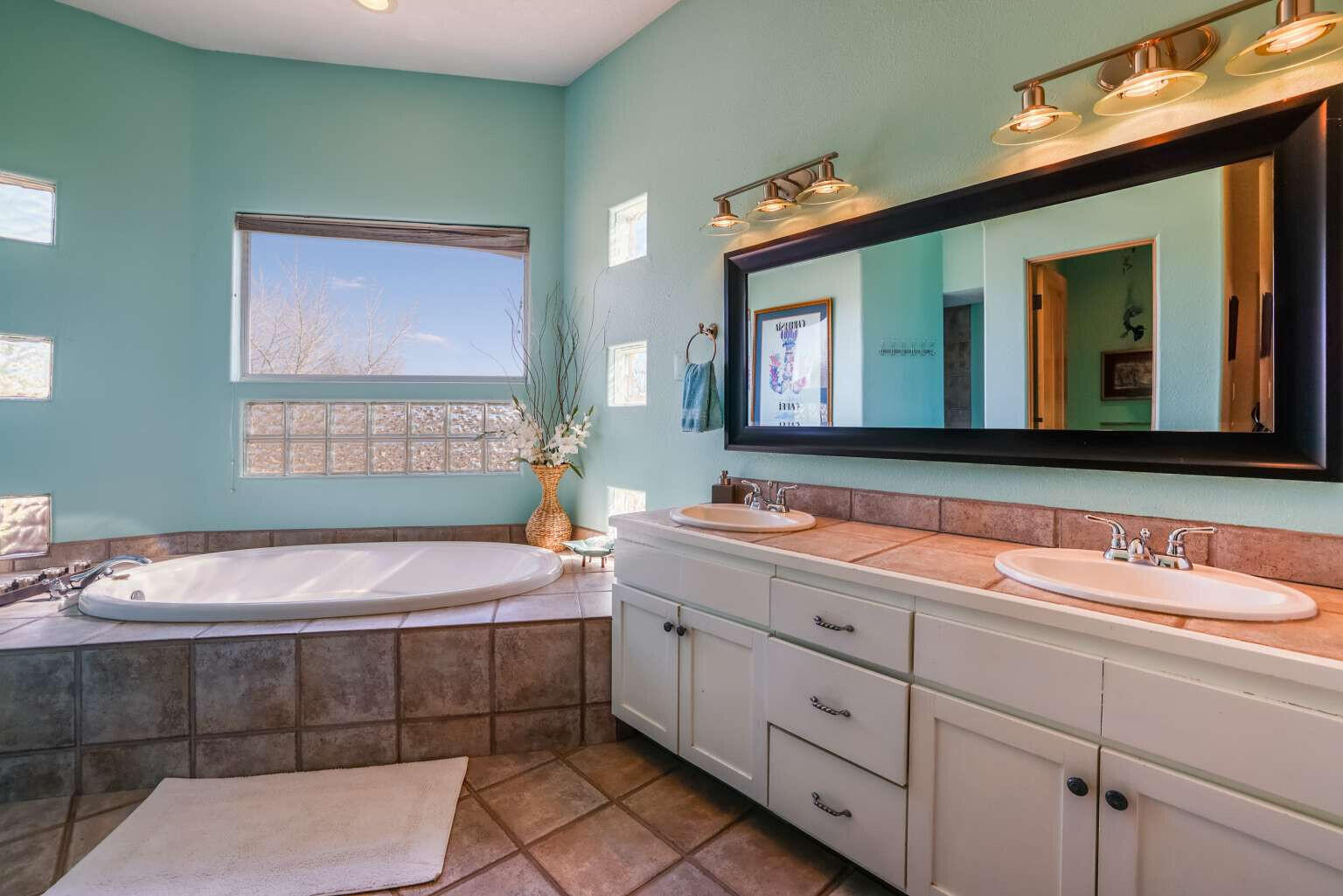 142 Tierra Encantada, Corrales, New Mexico image 16