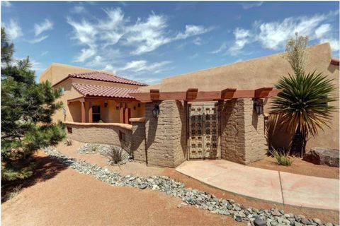 Photo of 2705 Lerma Road NE, Rio Rancho, NM 87144 (MLS # 1088878)