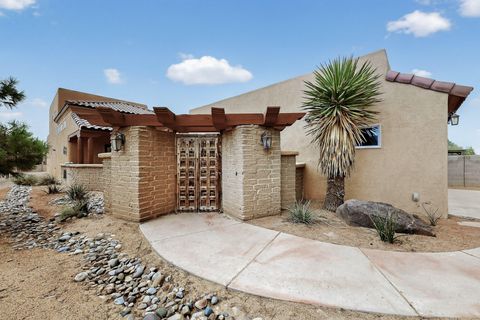 Photo of 2705 Lerma Road NE, Rio Rancho, NM 87144 (MLS # 1088878)