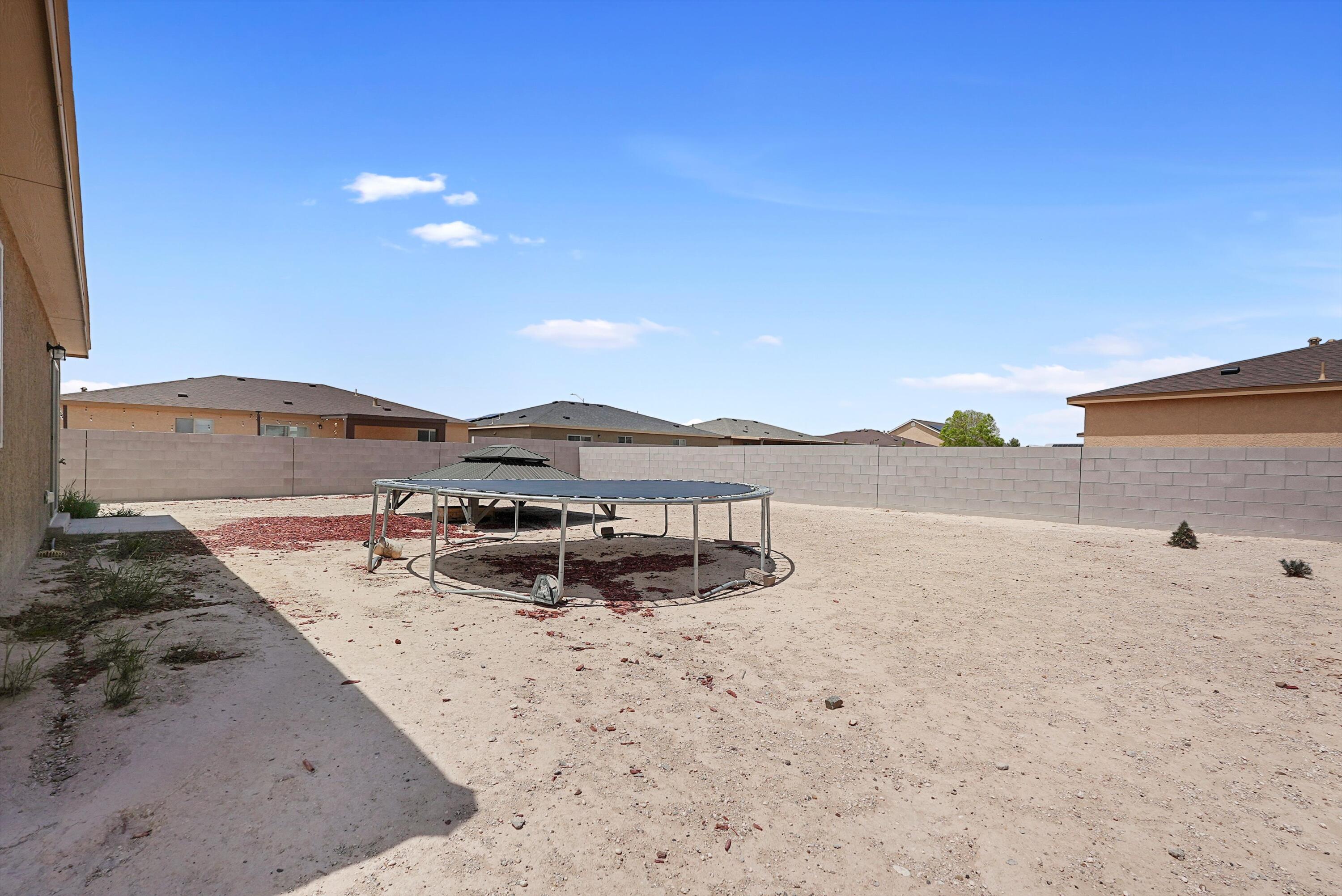 2404 Calle Del Los Claveles, Belen, New Mexico image 27