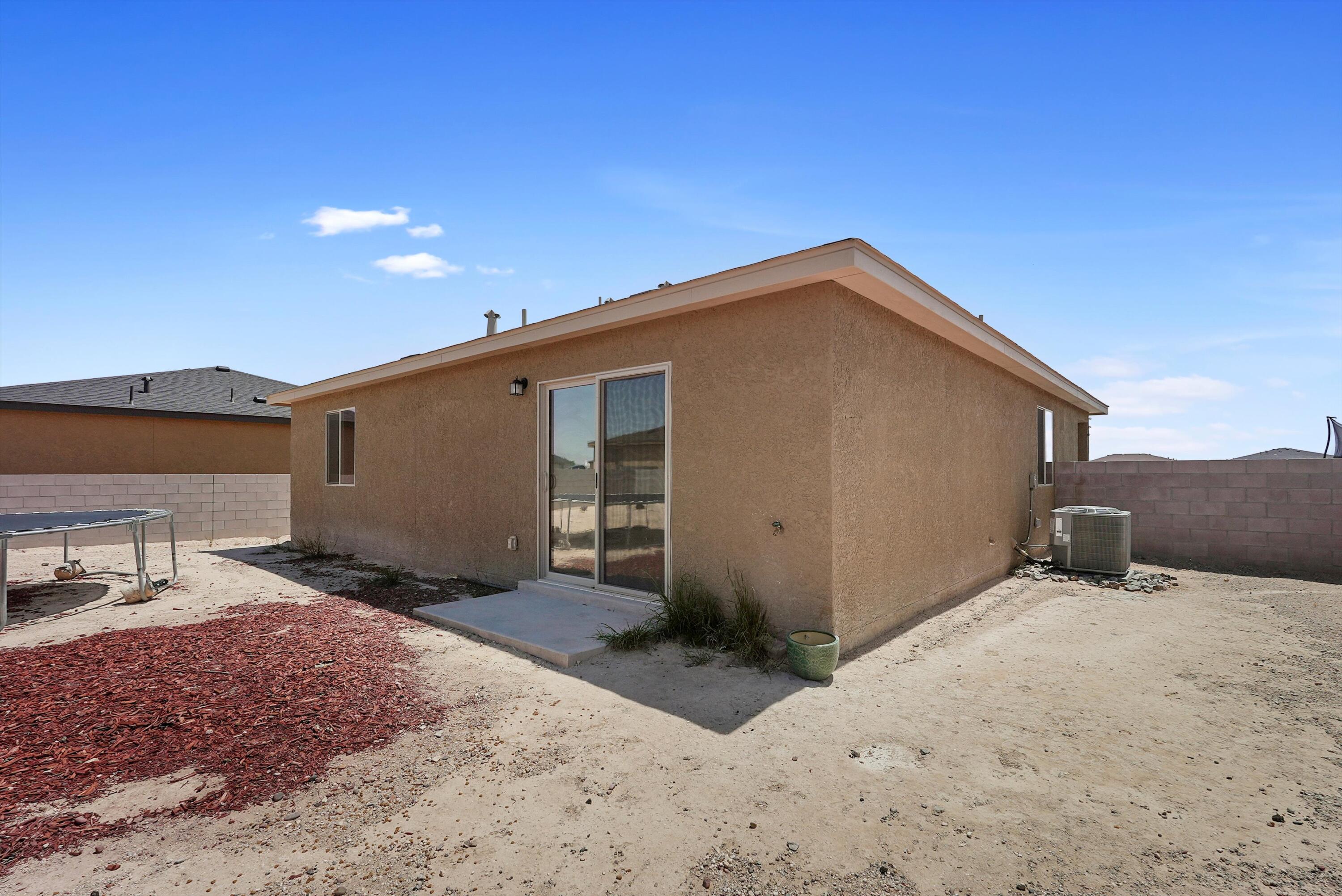 2404 Calle Del Los Claveles, Belen, New Mexico image 24