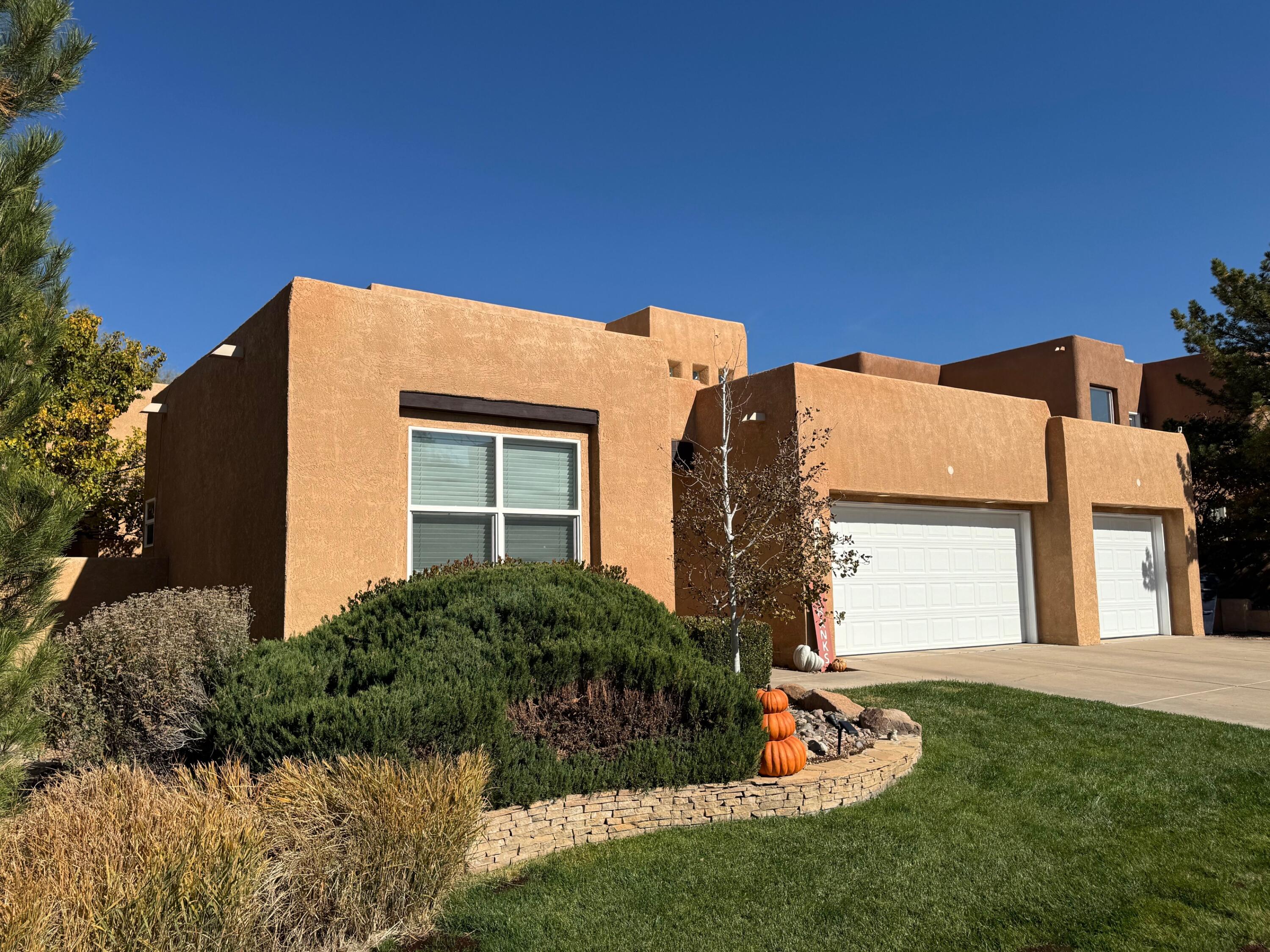 9101 Santa Lucia Avenue NE