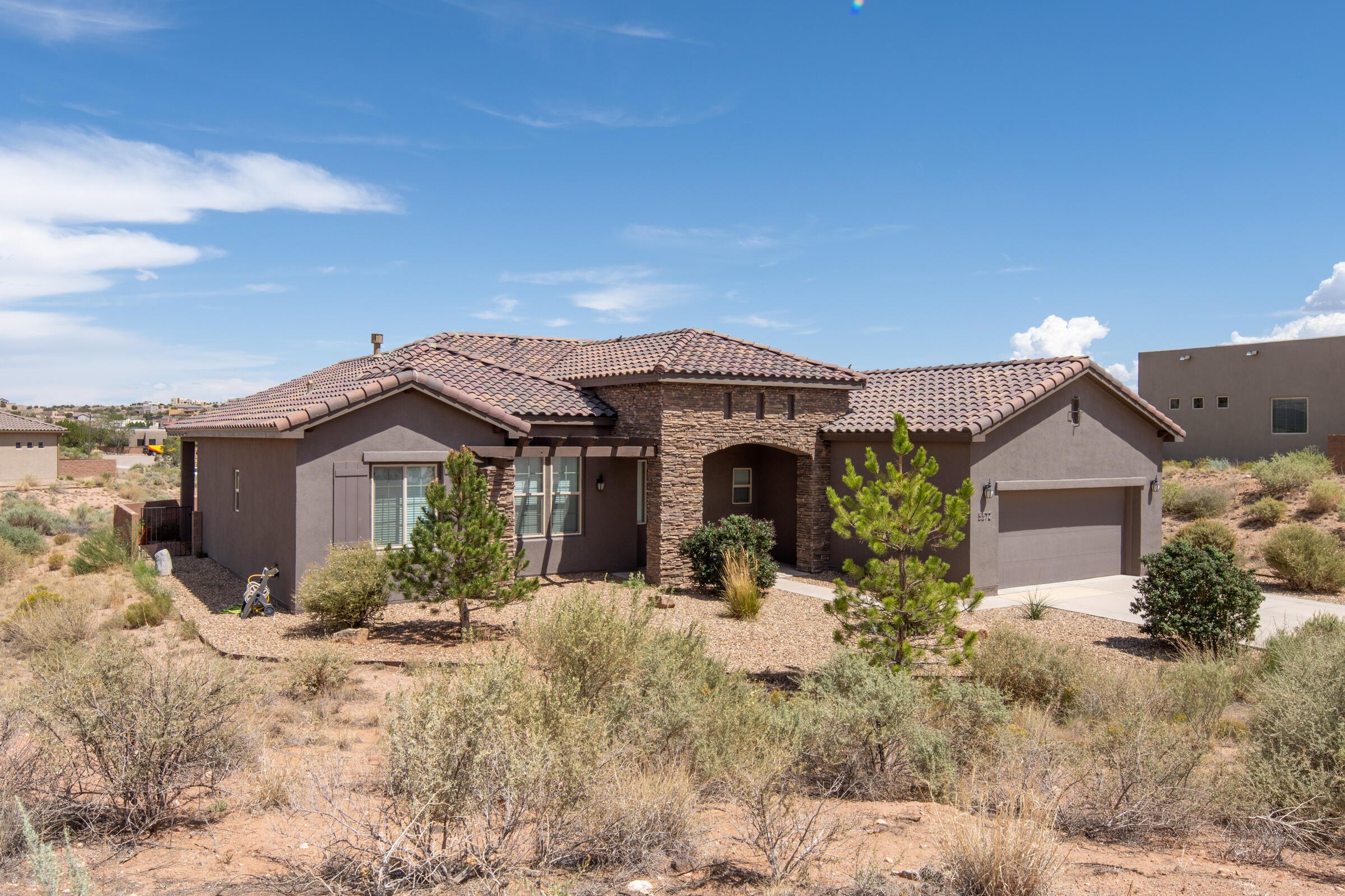 5572 Barranca Overlook Court NE