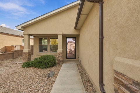 Photo of 1690 Camino Rustica SW, Los Lunas, NM 87031 (MLS # 1112510)