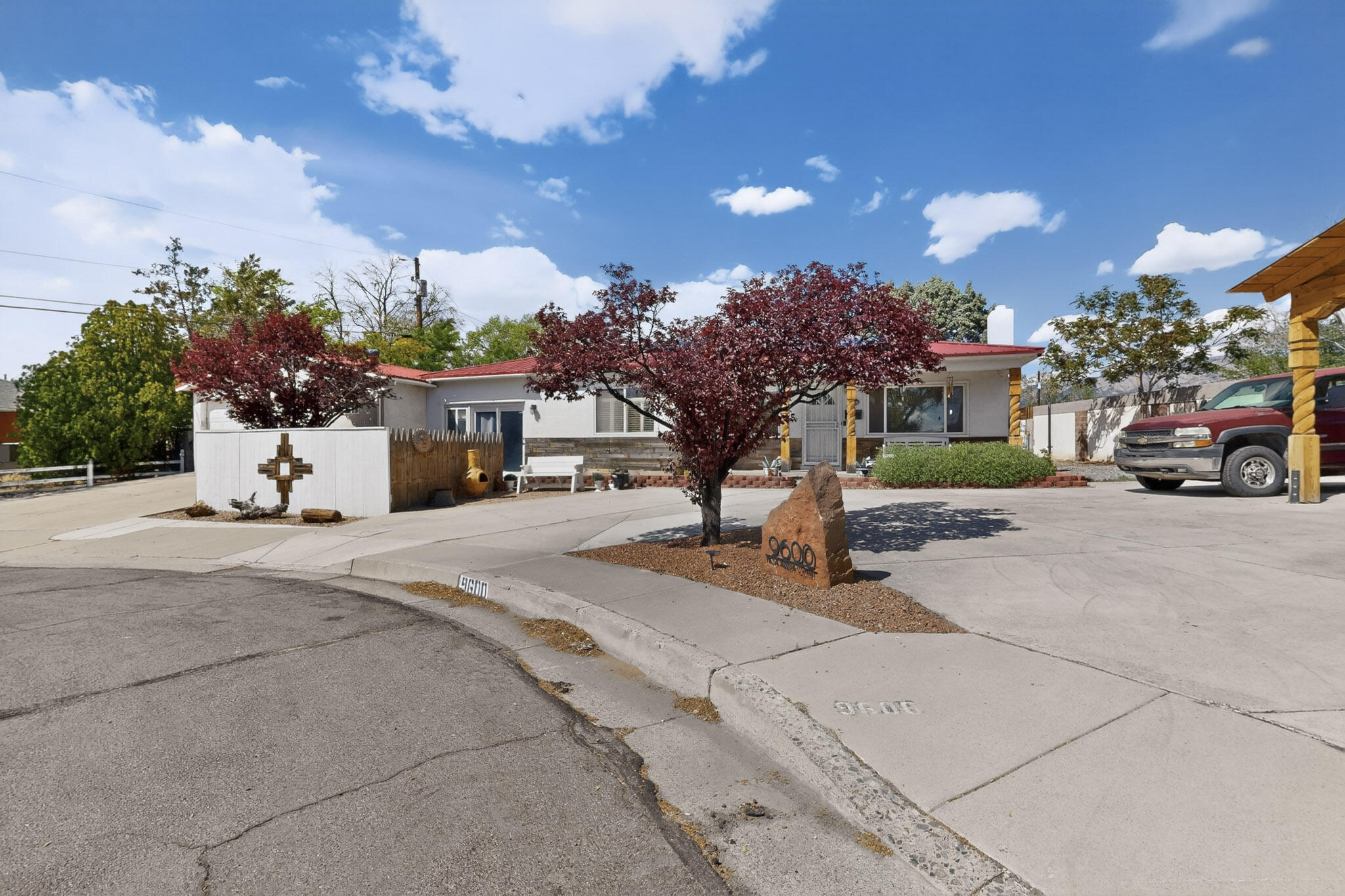 9600 Mesa Arriba Court NE