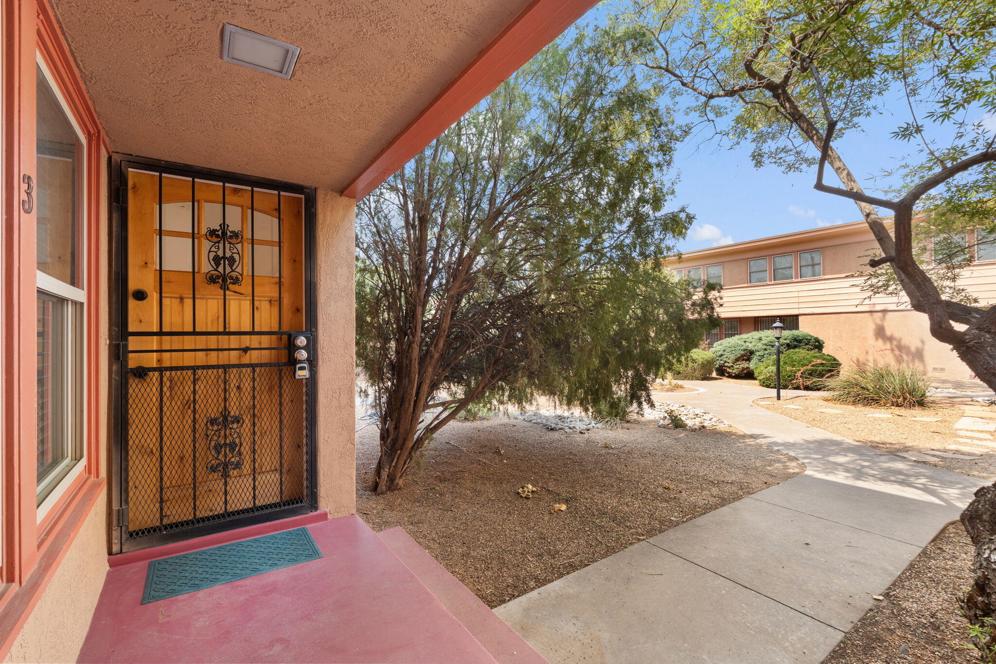 1405 San Carlos Road SW 3