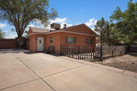 Homes For Sale - 736 56th Street<br/> Albuquerque, NM 87105