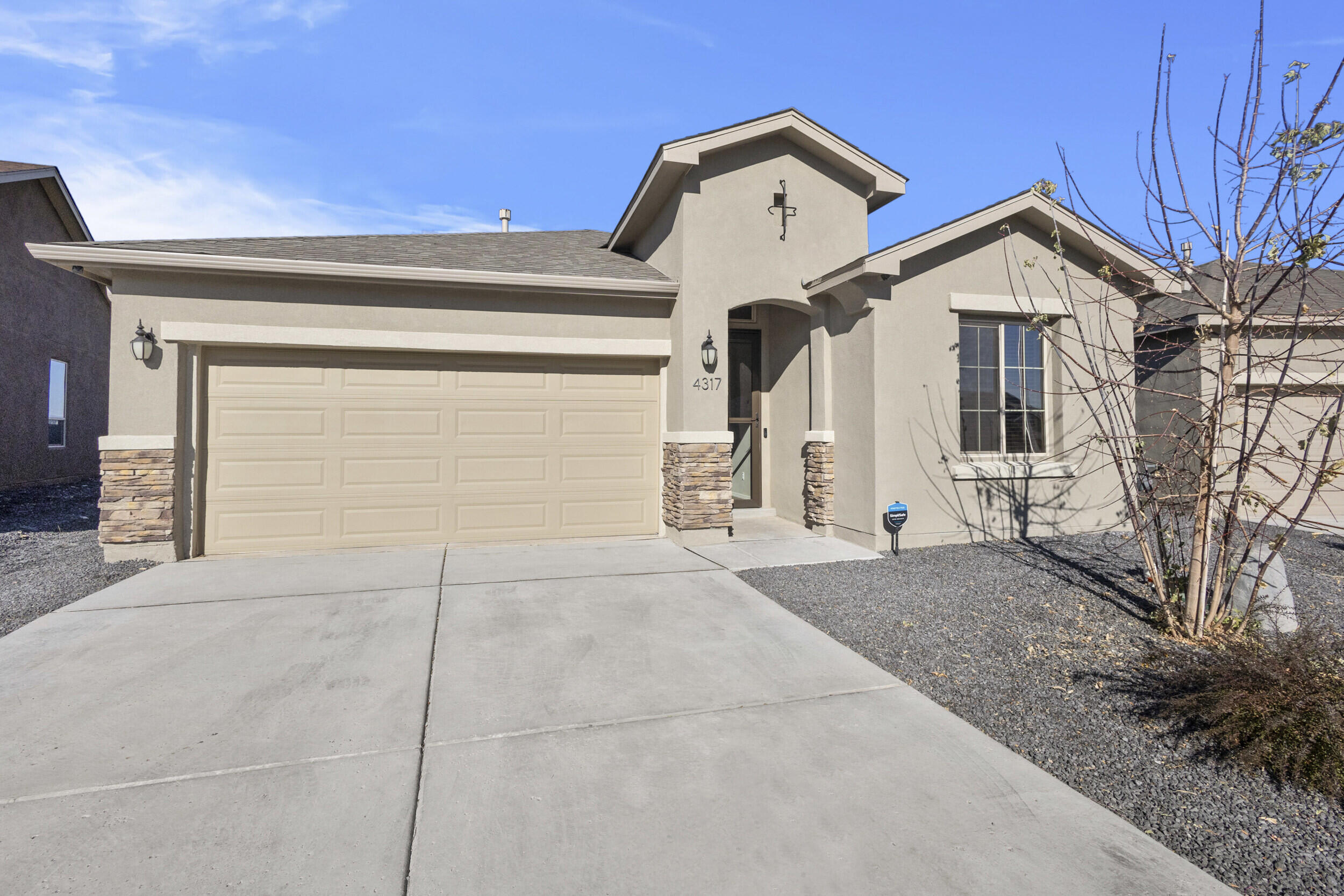 4317 Crowned Eagle Loop, Rio Rancho, New Mexico image 1