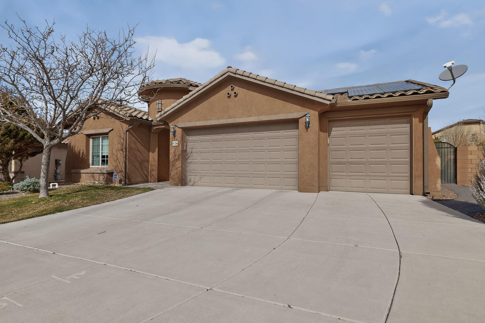 4021 Paseo Vista Place NE