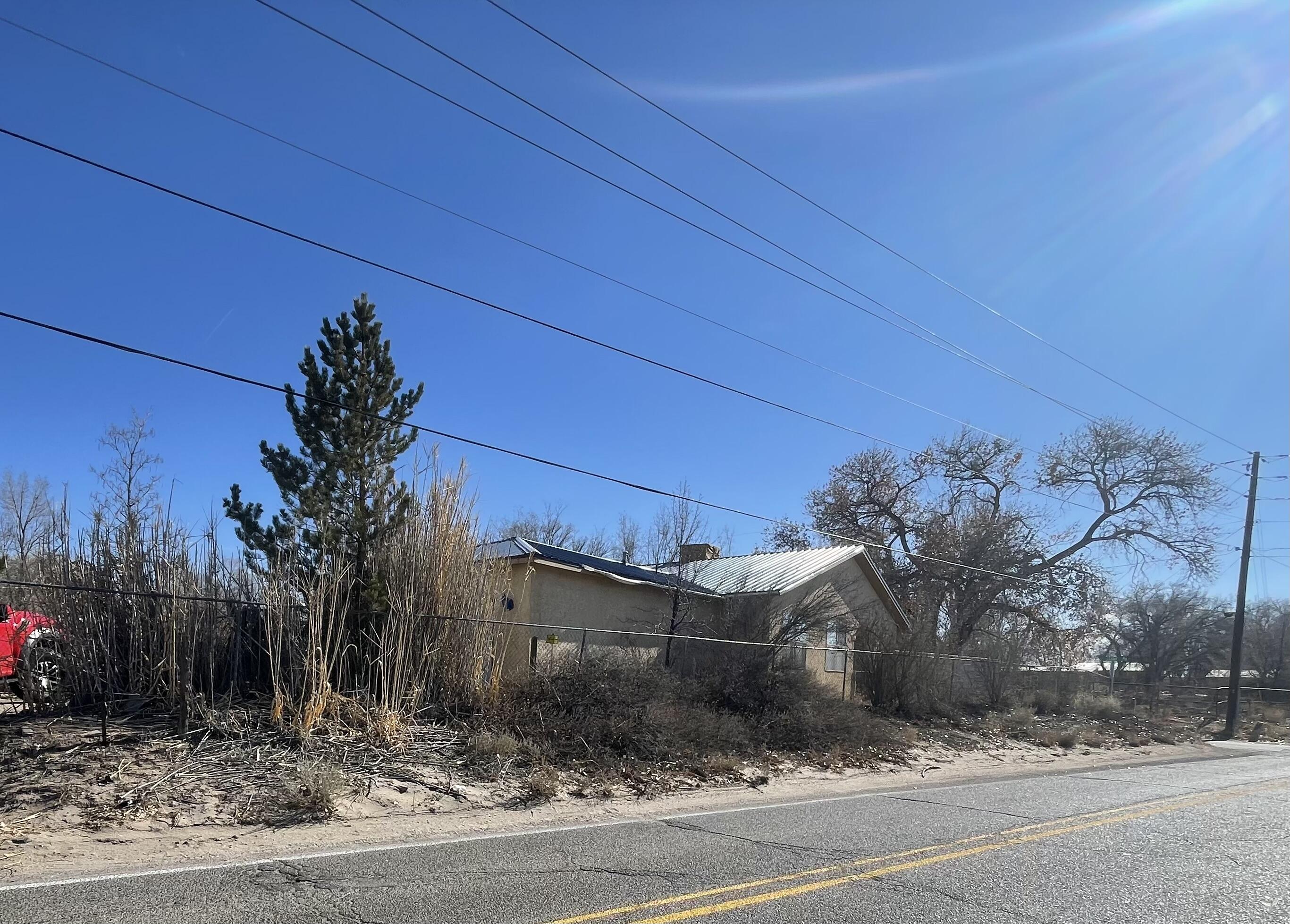 3 Sand Hill Road, Los Lunas, New Mexico image 1