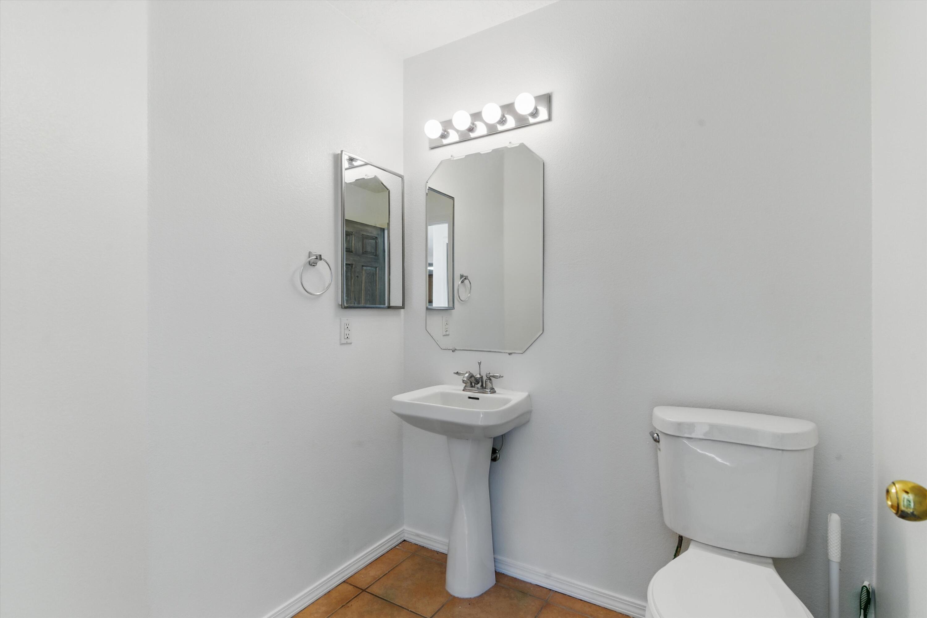 311 Calle Damiano, Bernalillo, New Mexico image 20