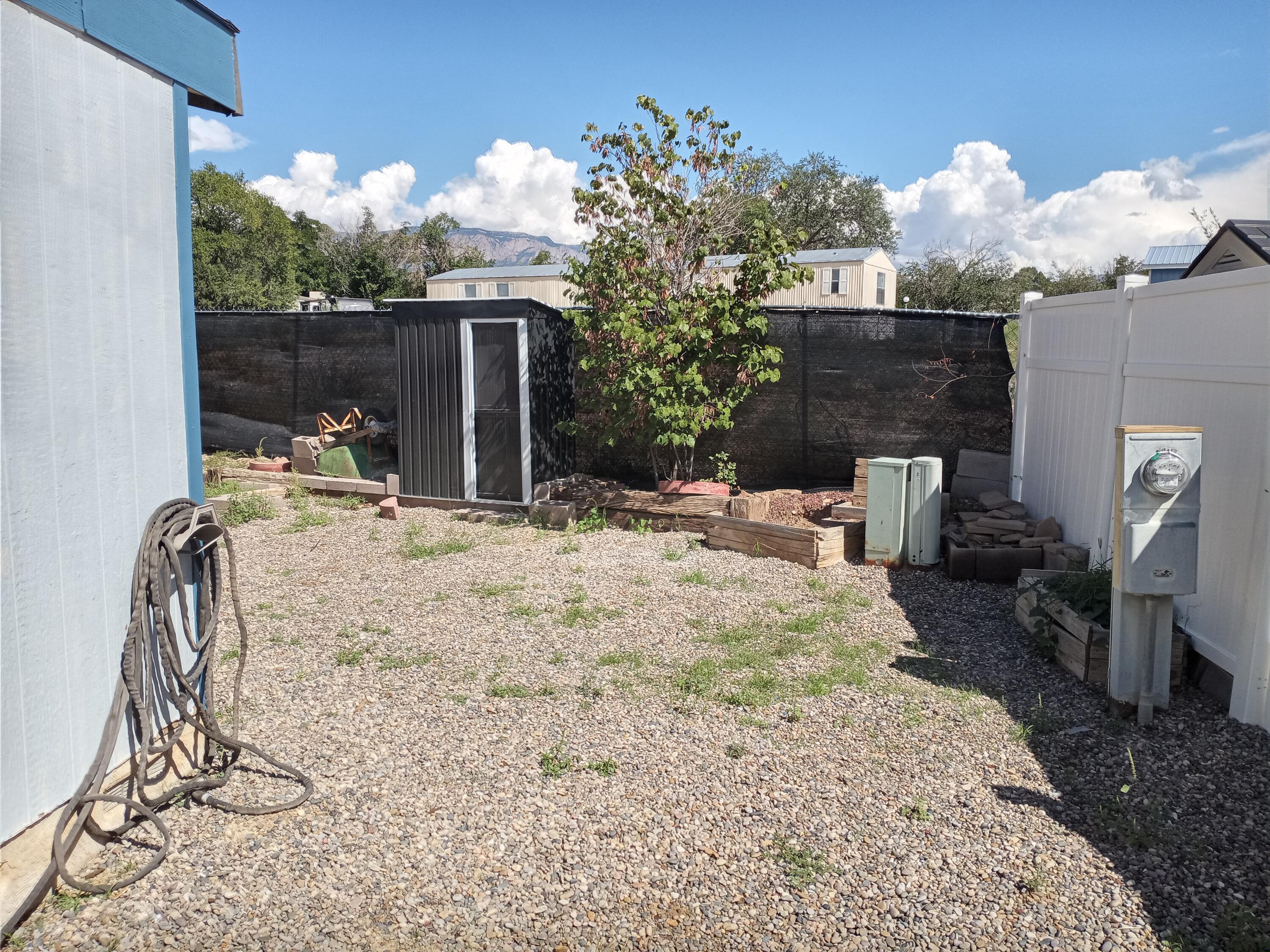 8412 RIVER Street NE