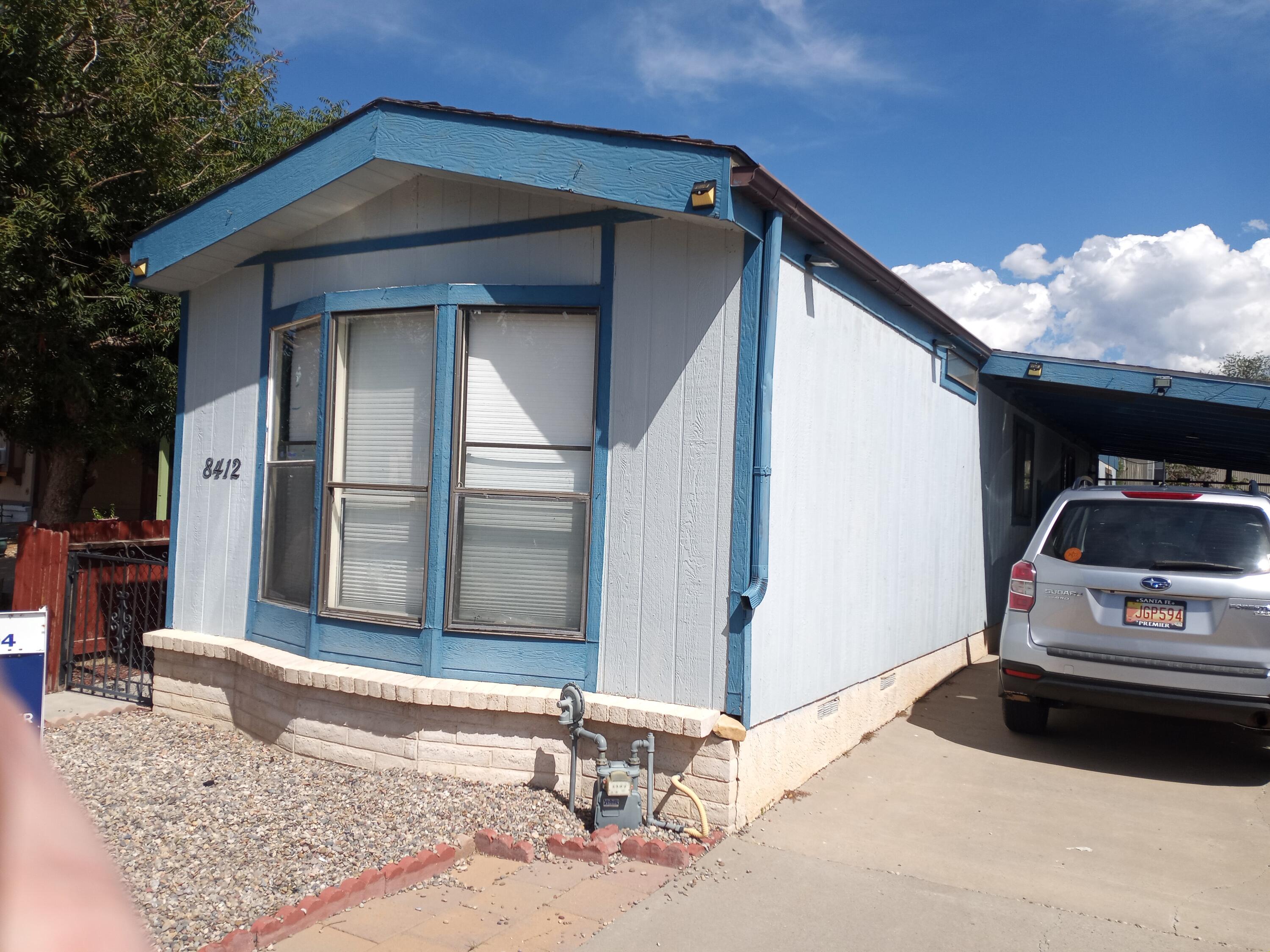 8412 RIVER Street NE