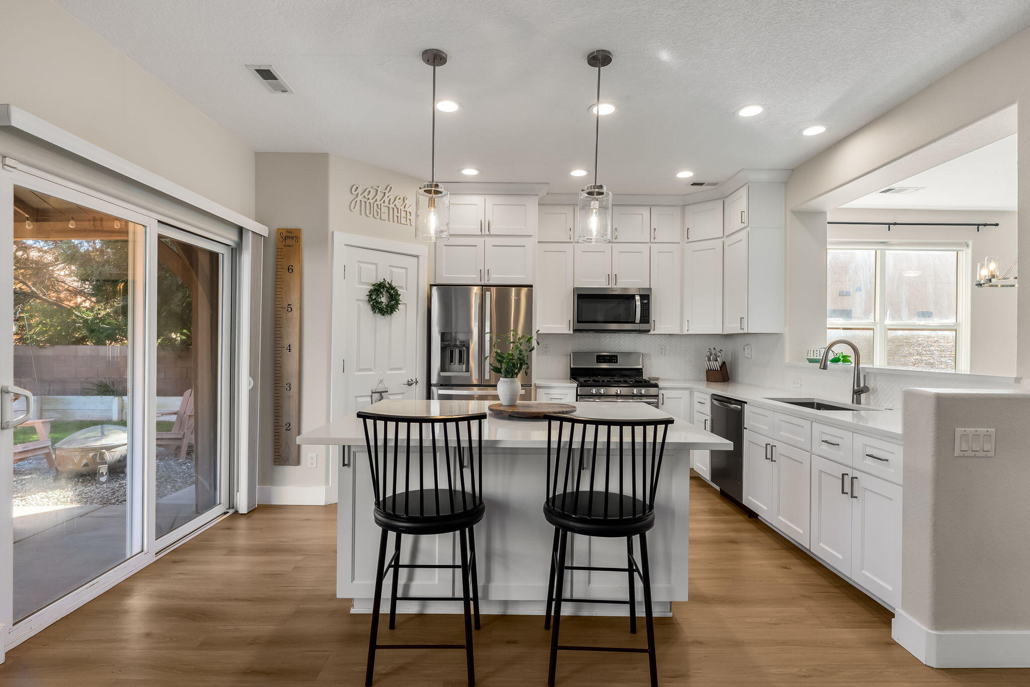 22 Monte Vista Drive NE