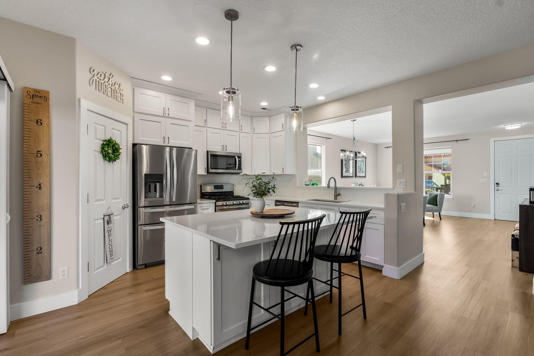 22 Monte Vista Drive NE