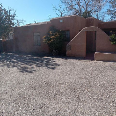1013 Washington Street SE Albuquerque NM 87108