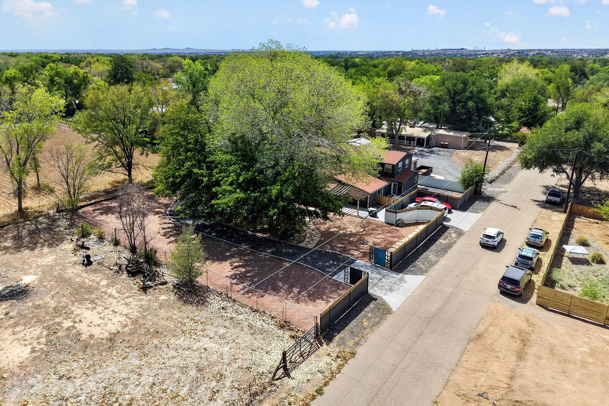 432 Mockingbird Lane