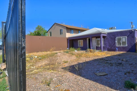 Homes For Sale - 6913 Acoma Road<br/> Albuquerque, NM 87108