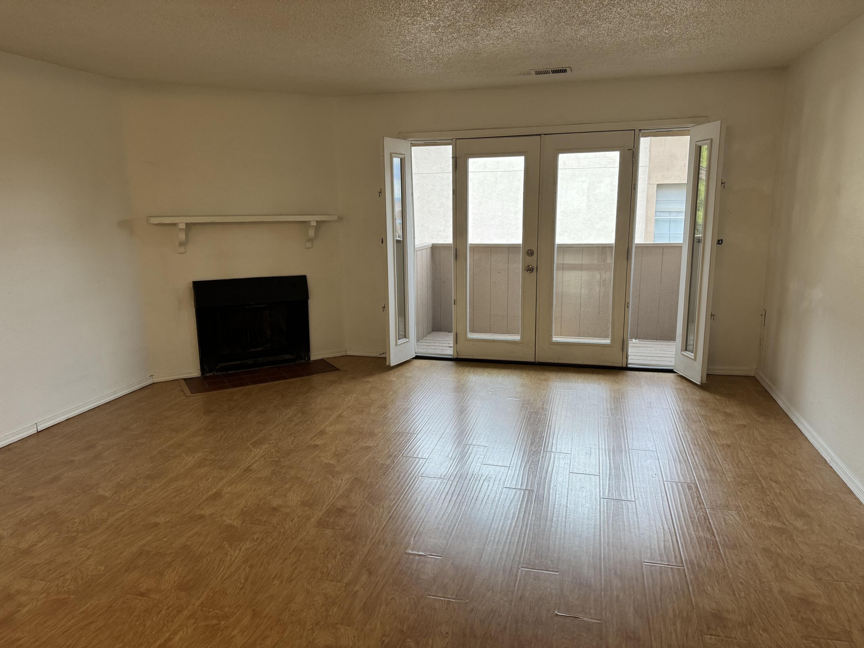 3839 MONTGOMERY Boulevard NE #732