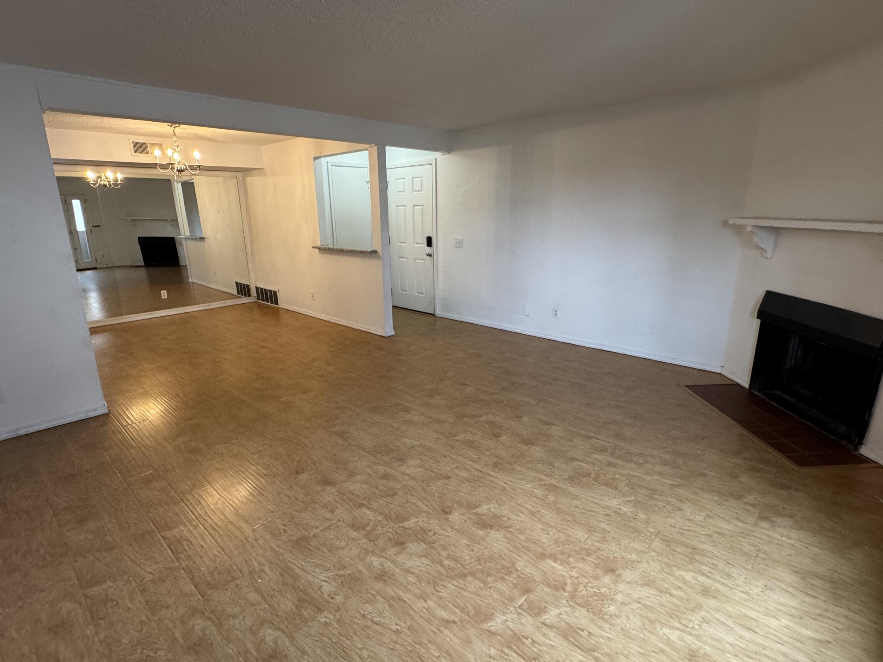 3839 MONTGOMERY Boulevard NE #732