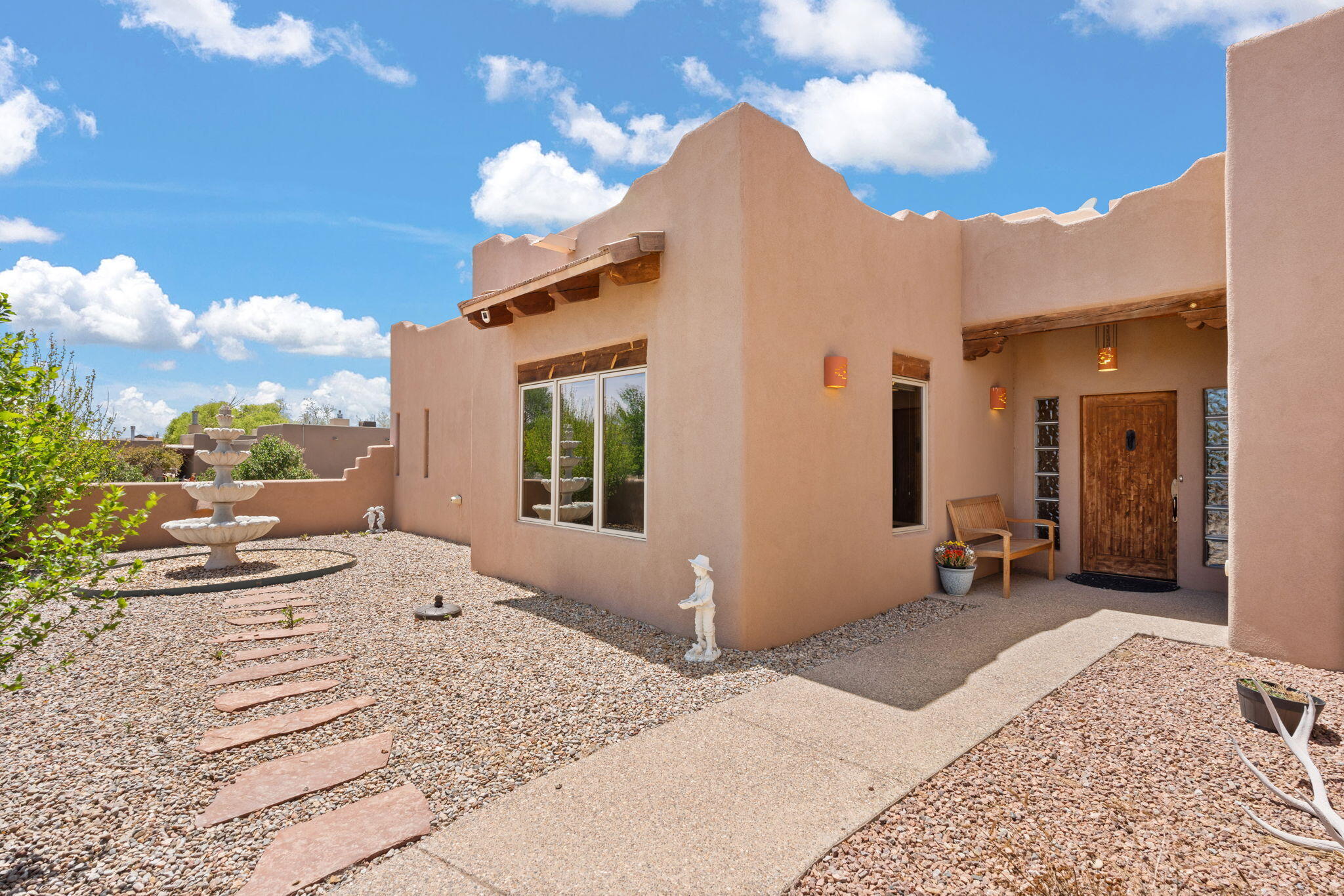 12 Blueberry Lane, Los Lunas, New Mexico image 5