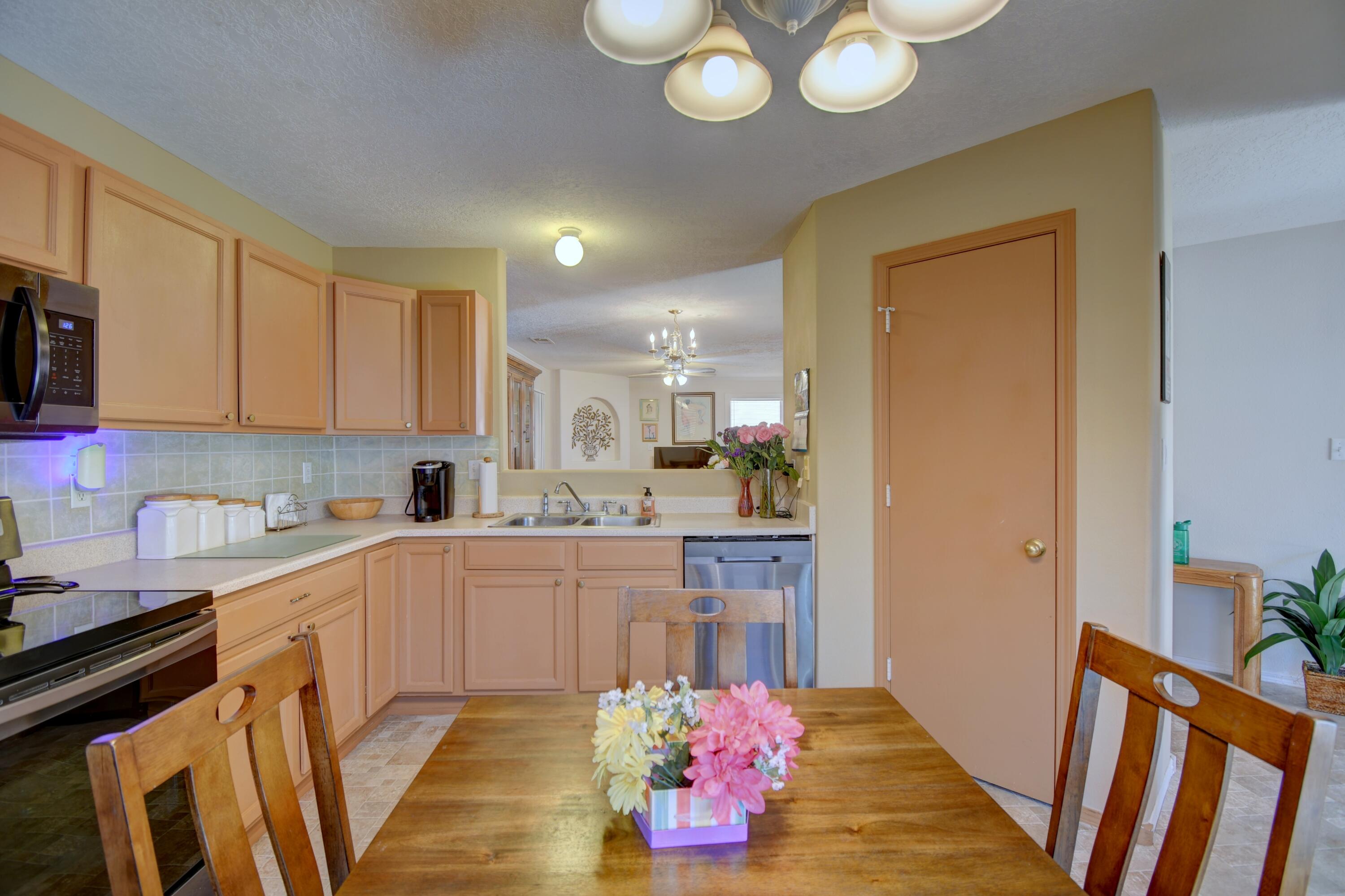 3459 Morgan Meadows Drive, Rio Rancho, New Mexico image 4