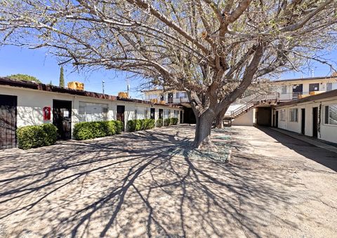 Multifamily For Sale - 1008 Alvarado Drive<br/> Bernalillo County, Albuquerque, NM 87108