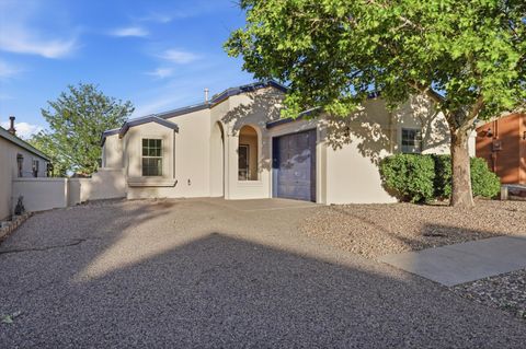 Homes For Sale - 917 Charles Drive<br/> Rio Rancho, NM 87144