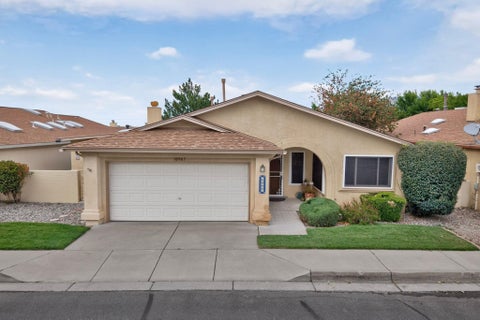 Homes For Sale - 10905 Central Park Drive<br/> Albuquerque, NM 87123