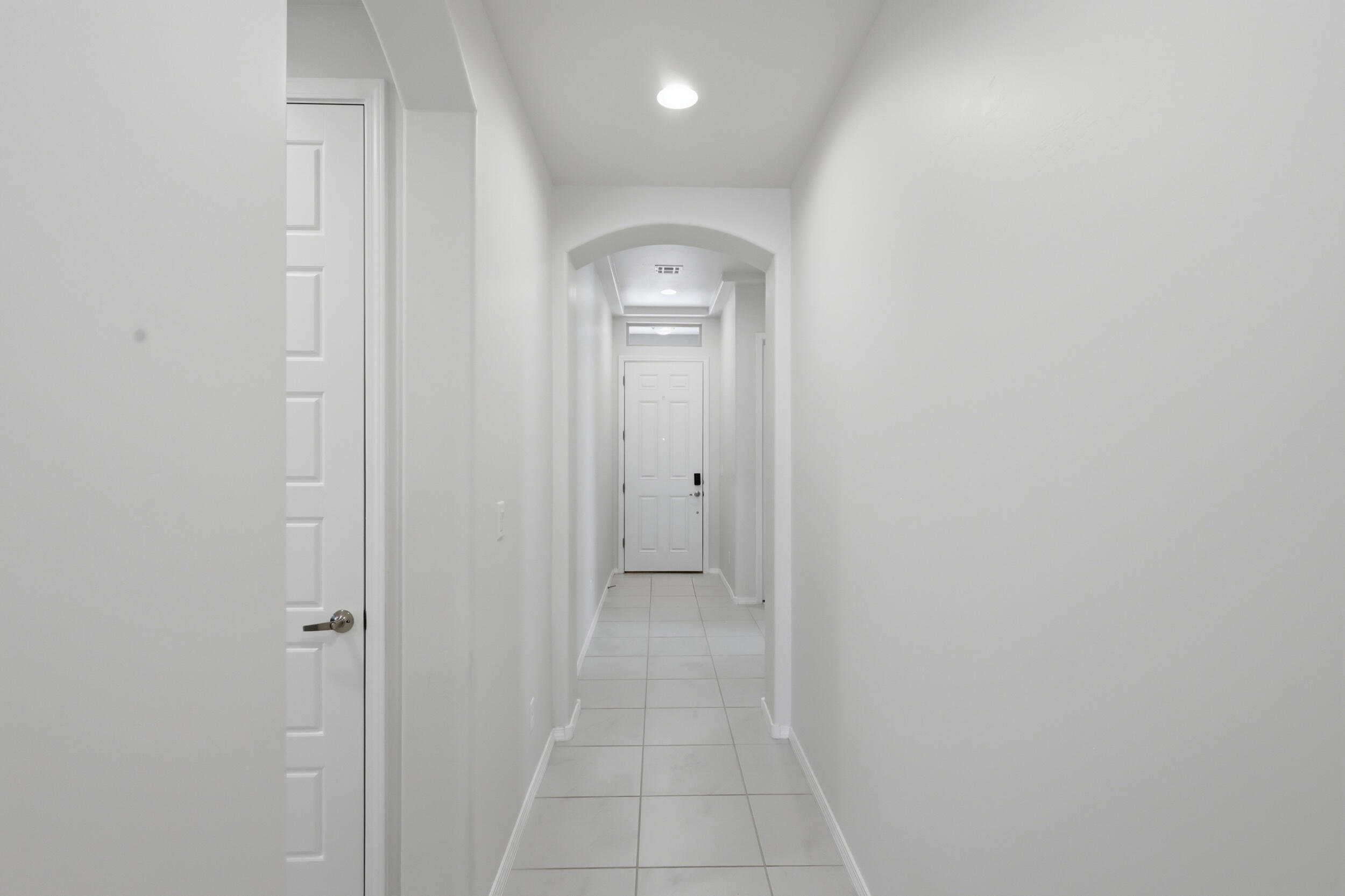 215 Needle Avenue SW