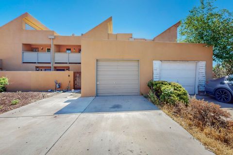 717 Candelaria Road NW Unit B, Albuquerque, NM 87107 - #: 1065873