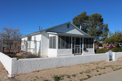 201 52nd Street SW Albuquerque NM 87105