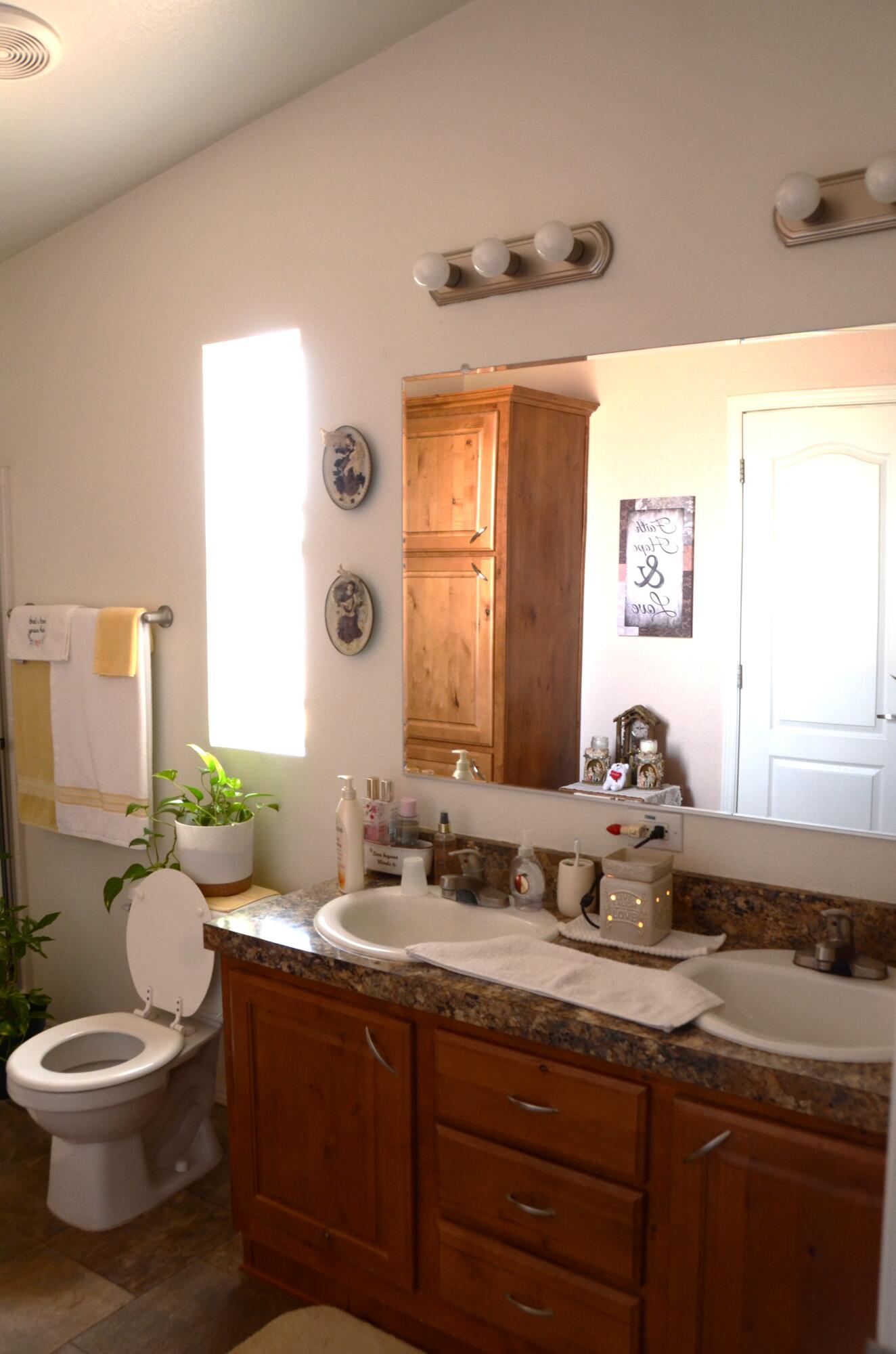 8 Karah Lane, Estancia, New Mexico image 12