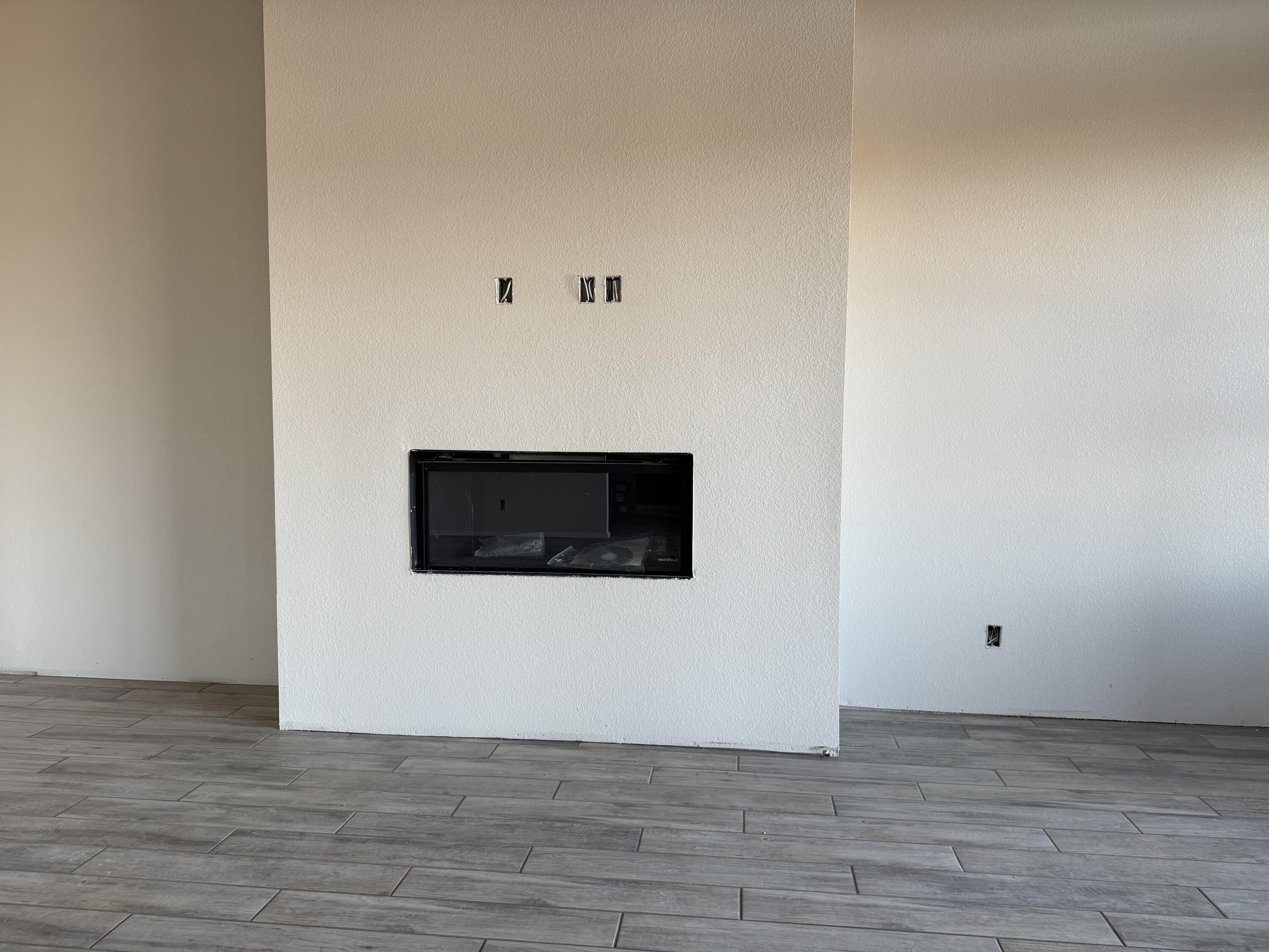 6621 Icarian Road NE