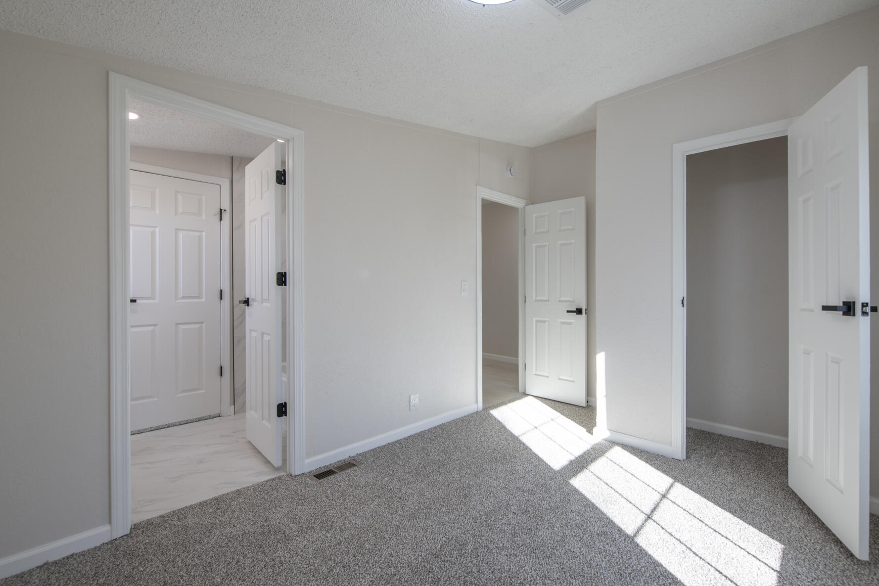 734 3rd Street, Rio Rancho, New Mexico image 32